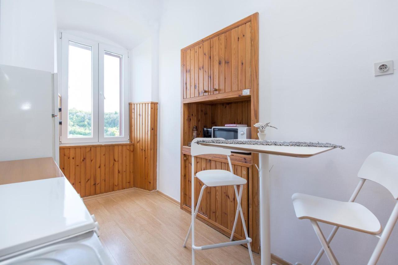 Апартаменты Studio Apartman Vedran Лабин Экстерьер фото